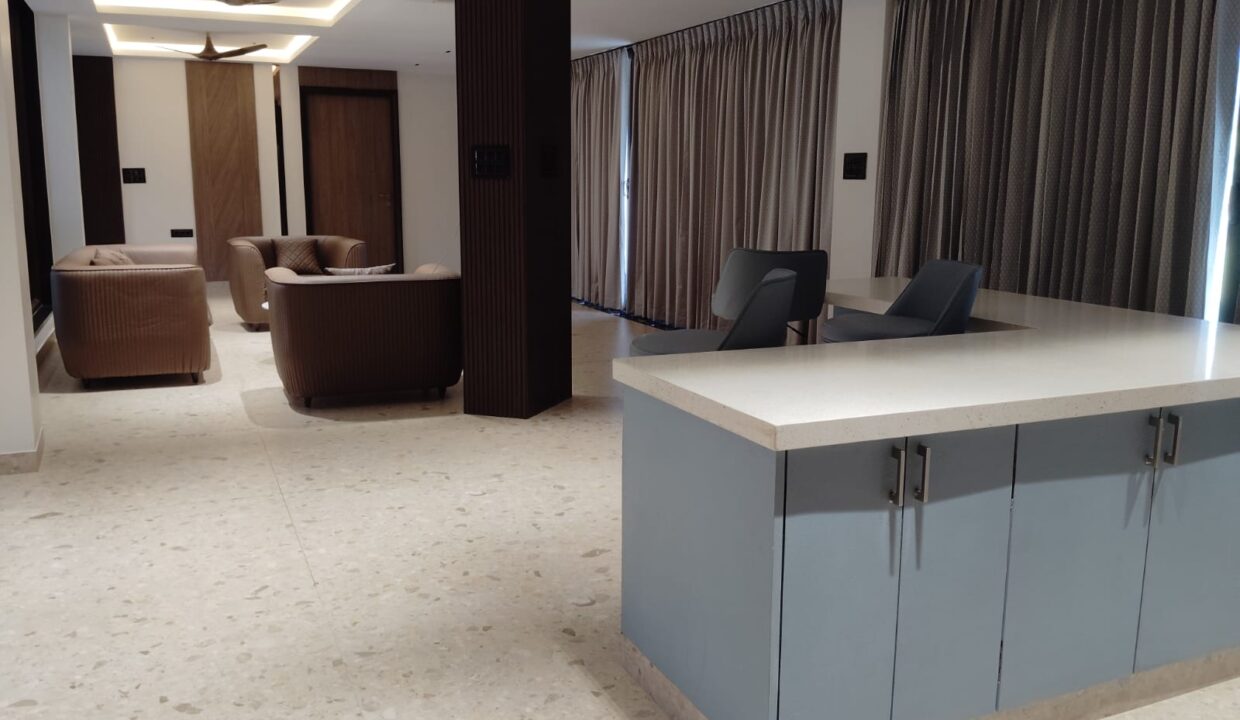 82fea4fc-6307-48b5-9181-9db05bdb794f