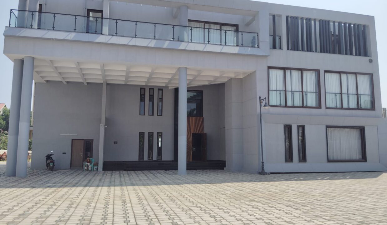 55c8e7e4-8365-43cf-80bf-0a2030ce07b8