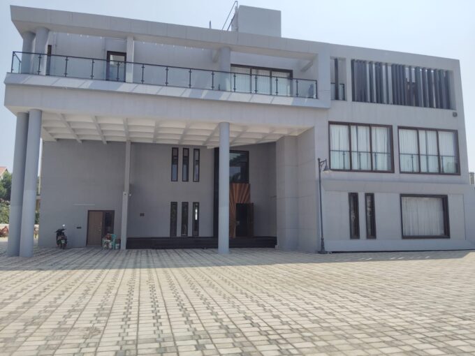 Grand Sea-View Luxury Villa: Exquisite Stays and Event Venue