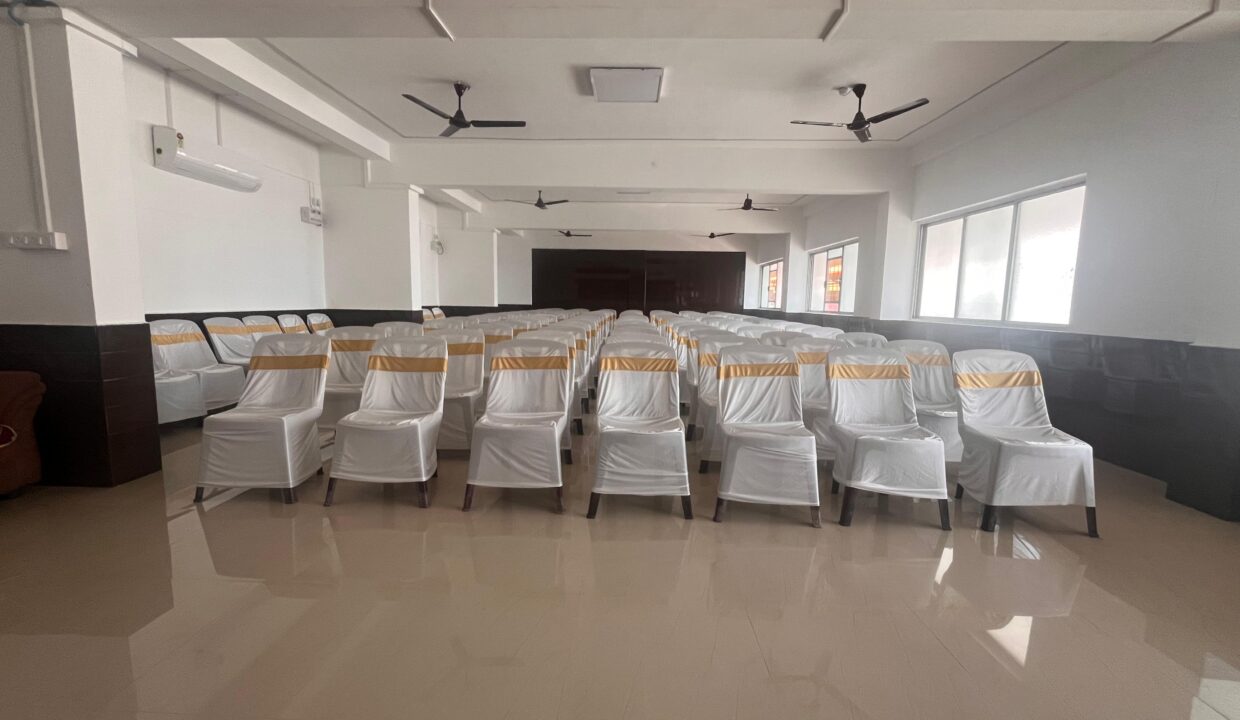 826ac9cc-2cf9-4fcb-b799-d0be141e7ff1