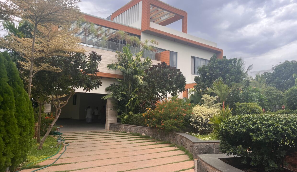 83205ecc-3428-48bb-a1e9-ac9de20576a7