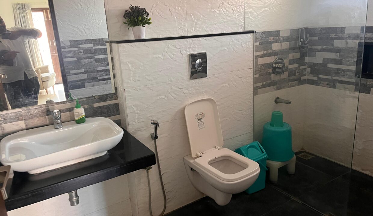 WhatsApp Image 2025-10-18 at 12.23.04 PM