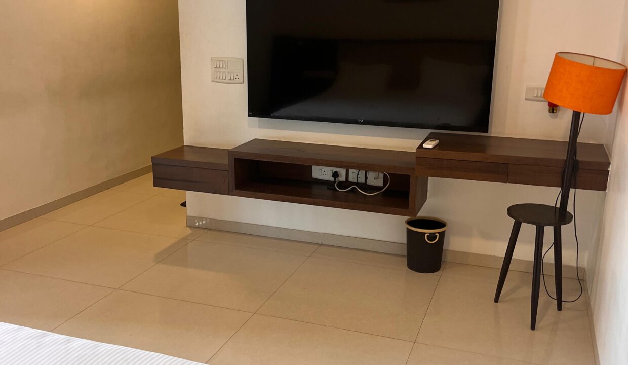 WhatsApp Image 2025-10-18 at 12.23.07 PM (1)