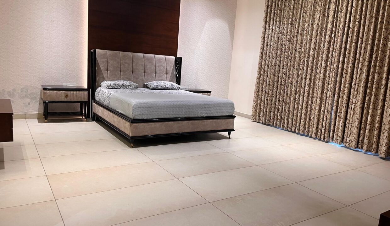 ce0cc04b-0781-4c21-a4dc-3c022d55374e